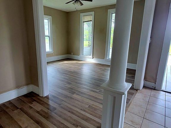 4th image of 324 Crosby St #1