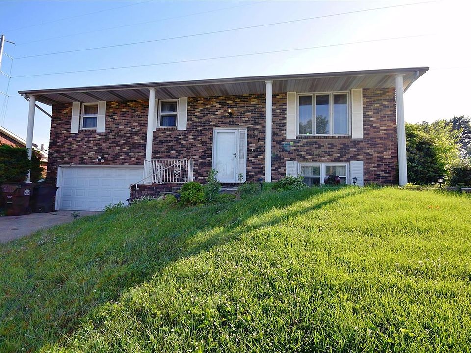 WELCOME TO 732 W. AIRWOOD DRIVE
