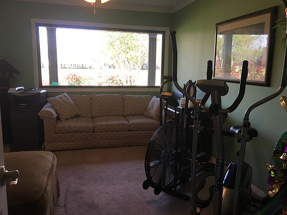 4th image of 322 Greenacres Blvd