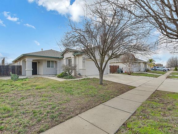 2nd image of 2146 Roberta Ave