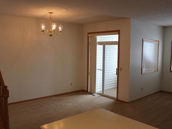 4th image of 705 Kingfisher Ln APT I