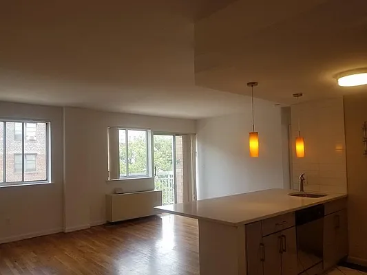 Rented by Bahar Management | media 10