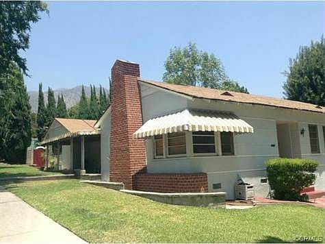 2nd image of 215 E Montecito Ave