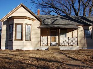 526 E C Ave, Kingman, KS 67068