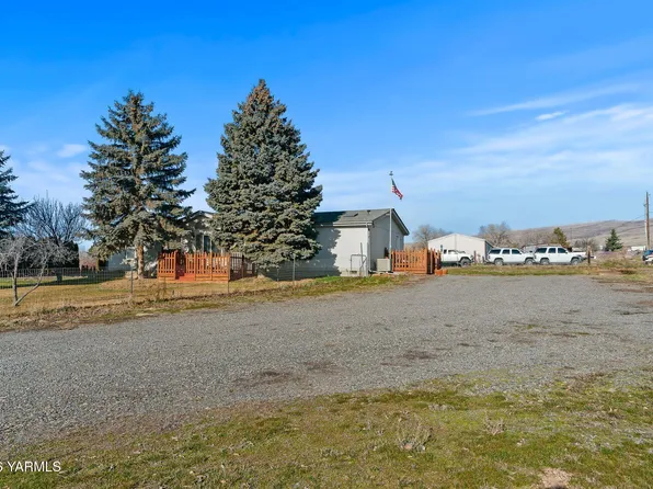 250 Cabin Ln, Selah, WA 98942