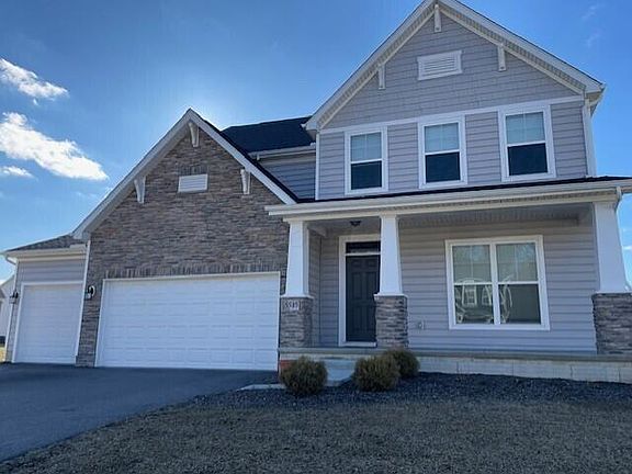 2nd image of 5545 Carlisle Dr