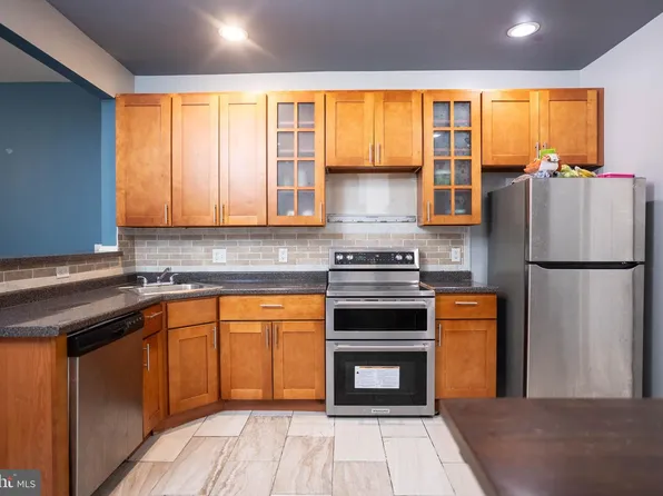 6137 W Jefferson St, Philadelphia, PA 19151
