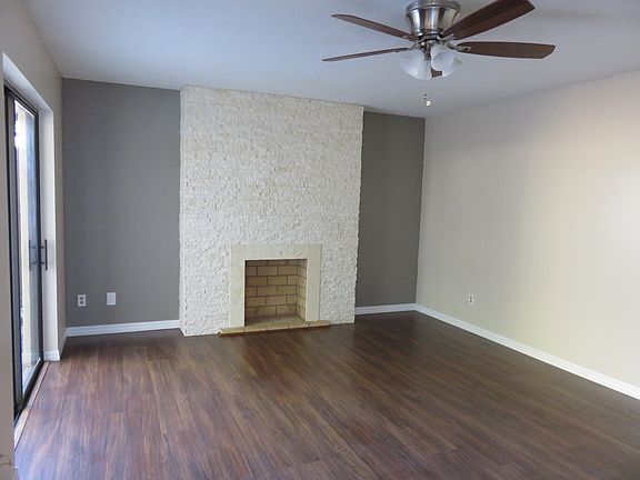 5th image of 5540 Woodrose Ct APT 2