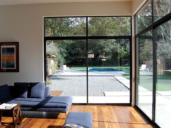 2nd image of 740 Menlo Oaks Dr