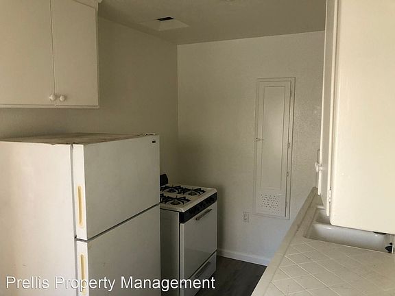 5th image of 15203 Dickens St APT 7