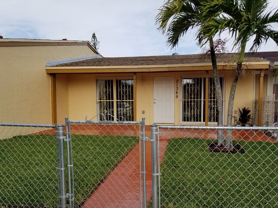 1st image of 21369 NW 39th Ave