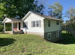 101 W Hunt St, Dickson, TN 37055