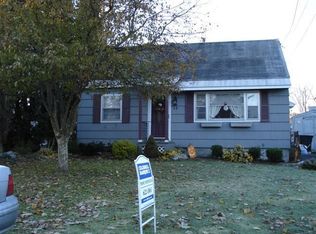 15 Candee St, Phoenix, NY 13135