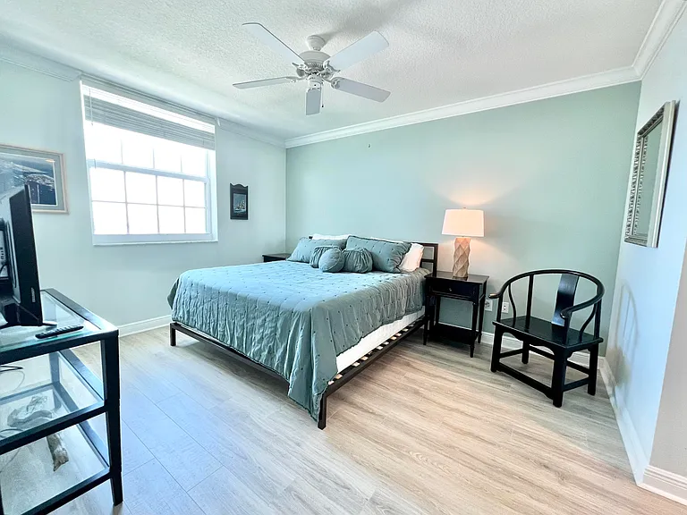 610 Clematis St #726 — Photo 8