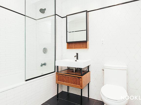 5th image of 115 Stanwix St #514