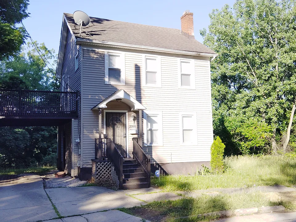 2146 Westburn Rd