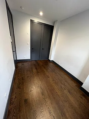 Rented by Delmark Realty LLC | media 26