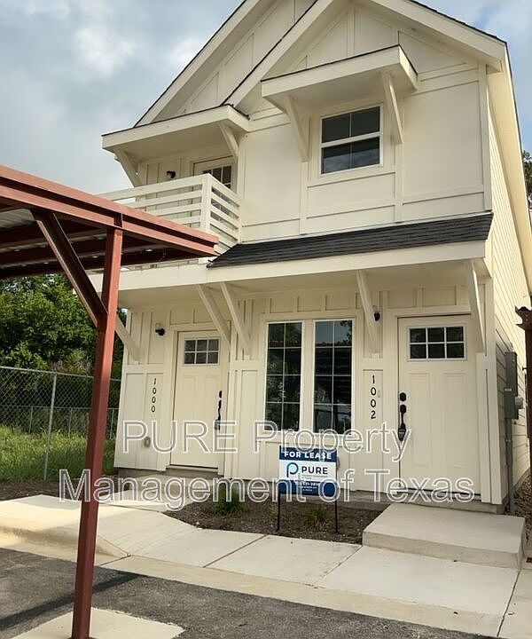1st image of 2002 W 2nd St Unit 1000