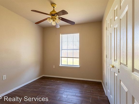 3rd image of 441 N Cowan Ave Lot 4