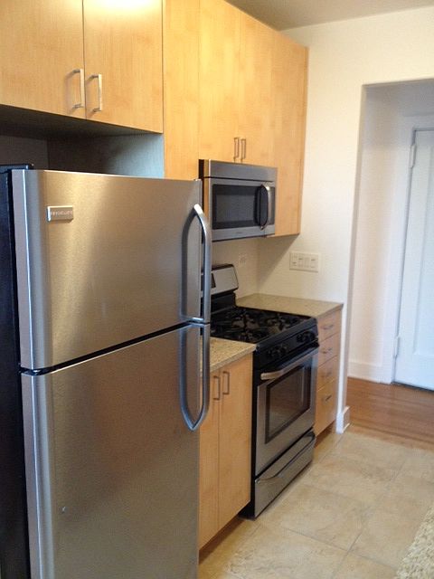 2nd image of 2510 30th Rd APT 4D