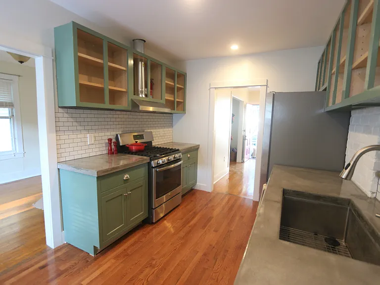 839 N Aurora St #839 — Photo 5