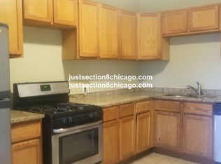 3739 W Division St APT 2, Chicago, IL 60651