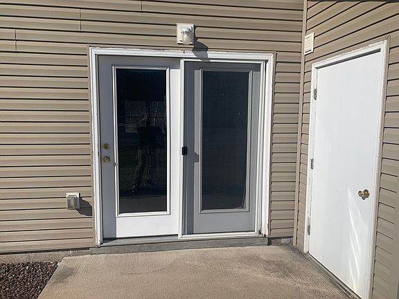 3rd image of 301 Tavern Ter #301
