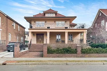 131 Hastings Street in Manhattan Beach