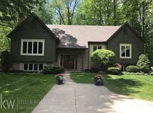 3861 State Rd, Fort Gratiot, MI 48059