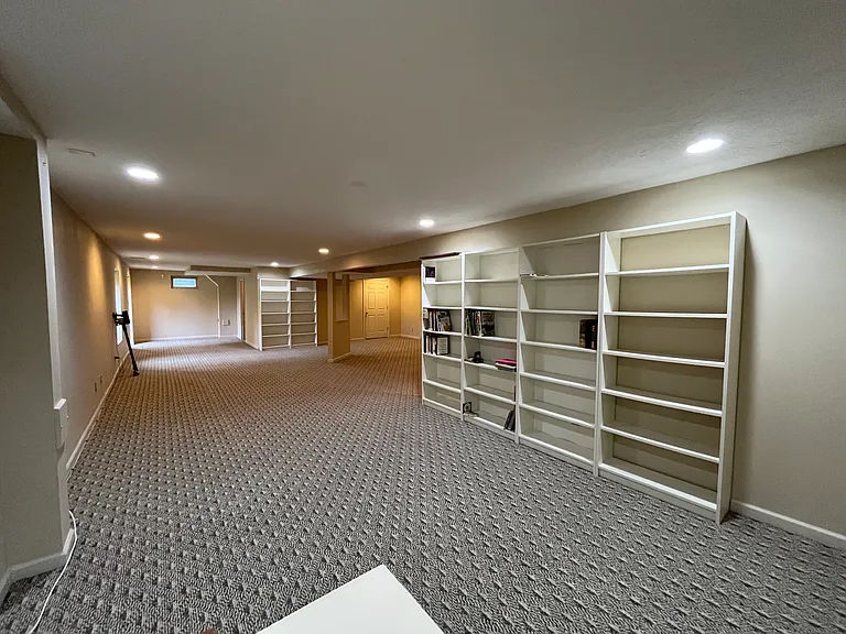 6400 Belmont Park Ct — Photo 30