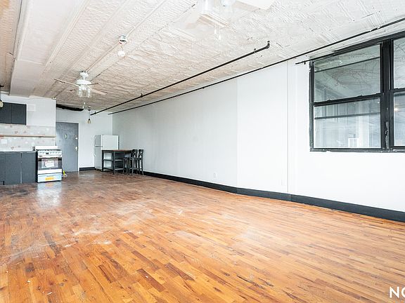 2nd image of 27 Arion Pl APT 307