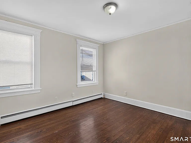 40-44 Vine St #3 — Photo 8