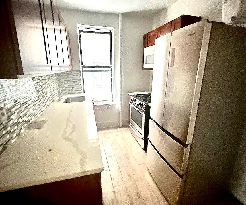 1st image of 642 W 172nd St APT 3