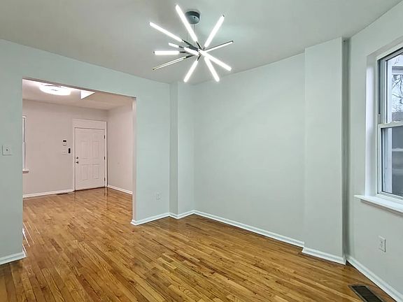 3rd image of 5415 Media St