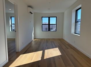 62-47 60th St #2, Ridgewood, NY 11385