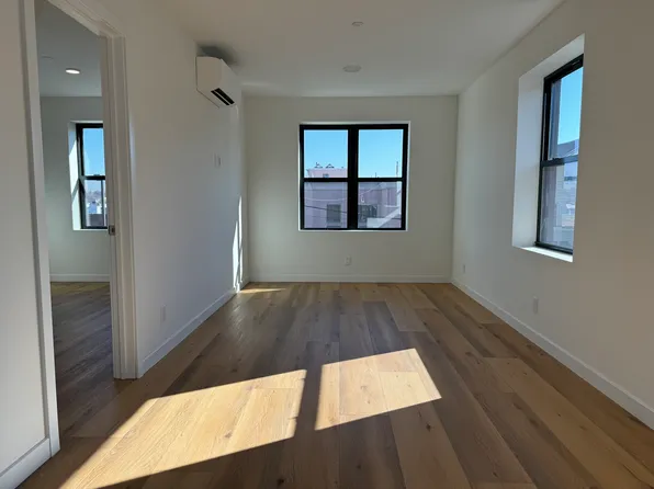 62-47 60th St, Ridgewood, NY