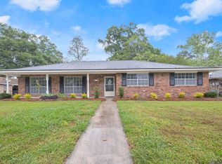 9521 E Glennsade Dr, Baton Rouge, LA 70814