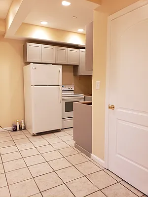 Rented by The Brokerage Group LLC | media 23