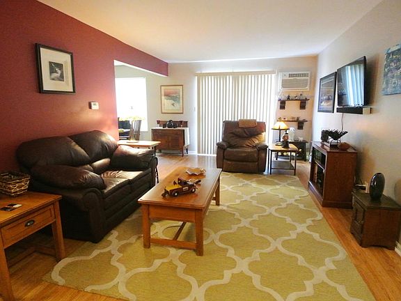 2nd image of 2207 Porter St SW APT 204