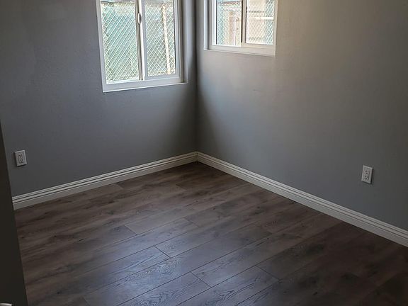 5th image of 458 N Hicks Ave