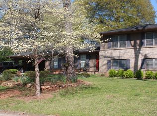 1237 Briarbrook Ct, Stone Mountain, GA 30083