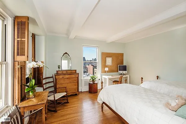 Sold by Brown Harris Stevens | media 21