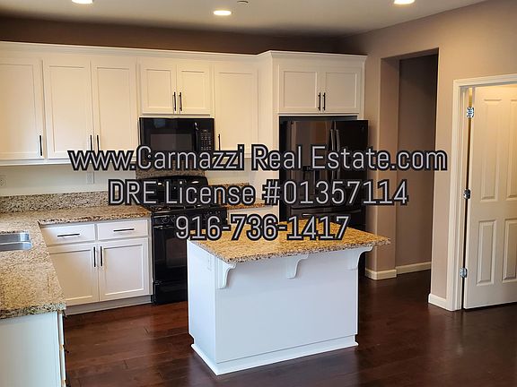 3rd image of 252 Barnhill Dr