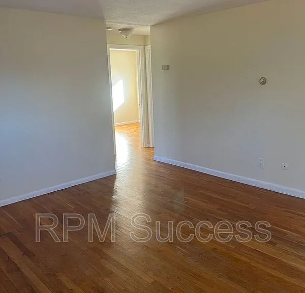 841 Tucker Rd #4 — Photo 4