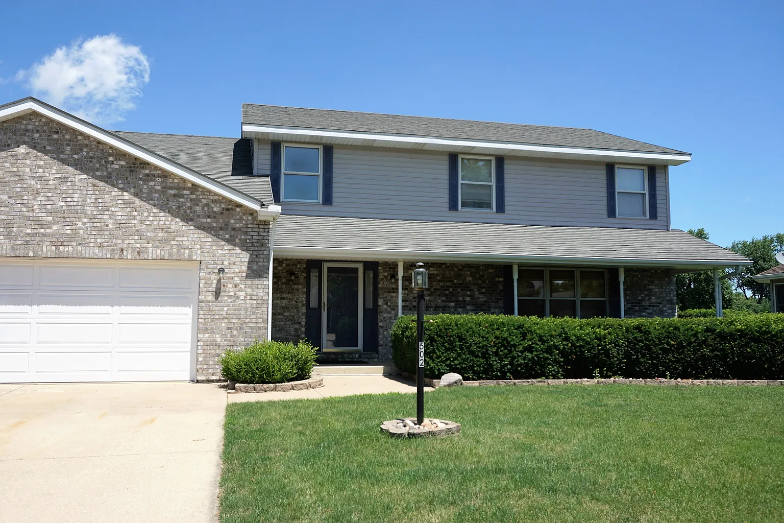 502 Mouton Ct photo 1