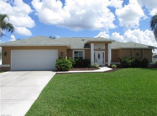 2225 SE 5th Ct, Cape Coral, FL 33990