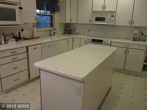 5th image of 6305 Cameo Ct