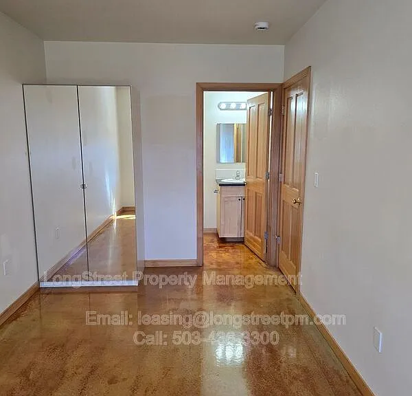 132 SW Avery Ave #103 — Photo 14