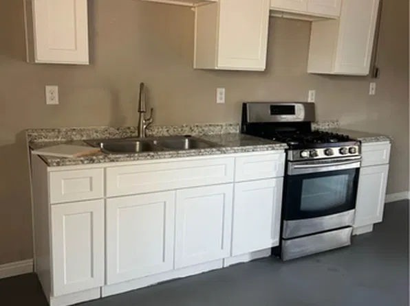2617 El Caballo Ave, Bakersfield, CA 93304