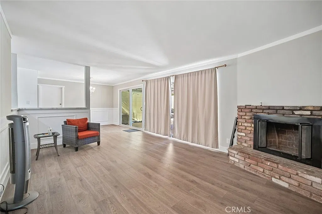 3 bed, 1334 sqft, $2,750 — Photo 3